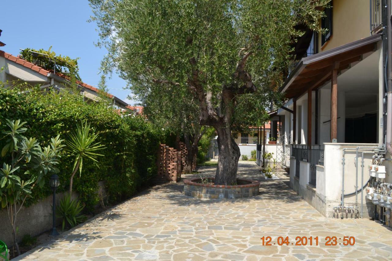 Oasi Peppa Villa Ascea Buitenkant foto