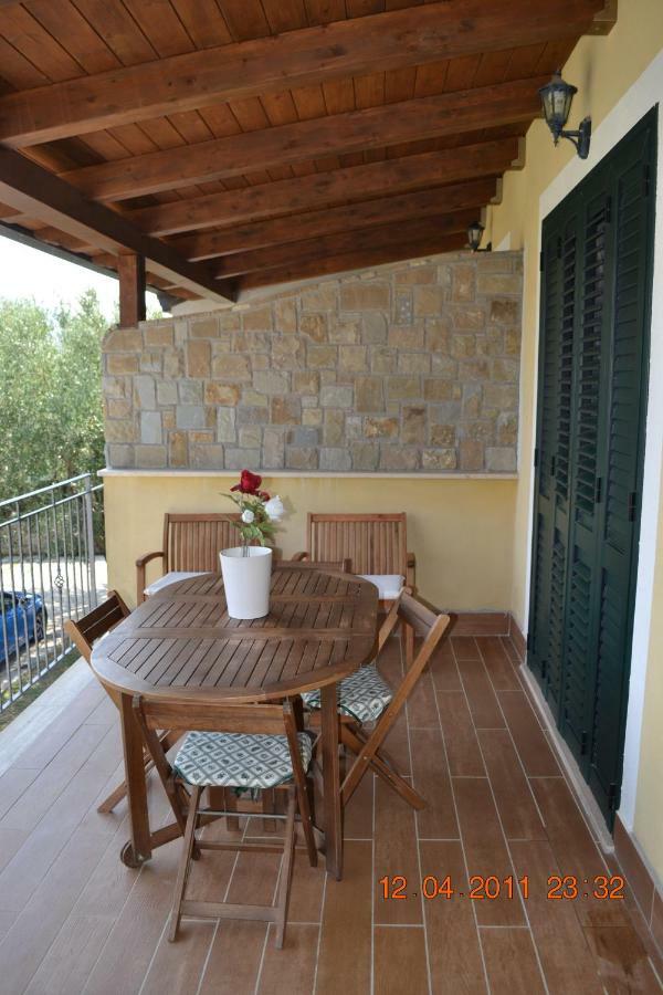 Oasi Peppa Villa Ascea Buitenkant foto